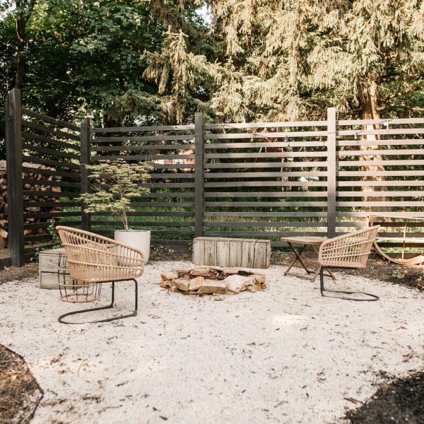 Vintage_Revival_AirBnB_0102-min